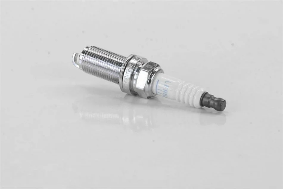 <strong>Свічка запалювання NISSAN MICRA (1.2,1.4,1.6) 03-/NOTE 1.4 06- (вир-во) NGK LFR5AP-11 (фото 1)</strong>