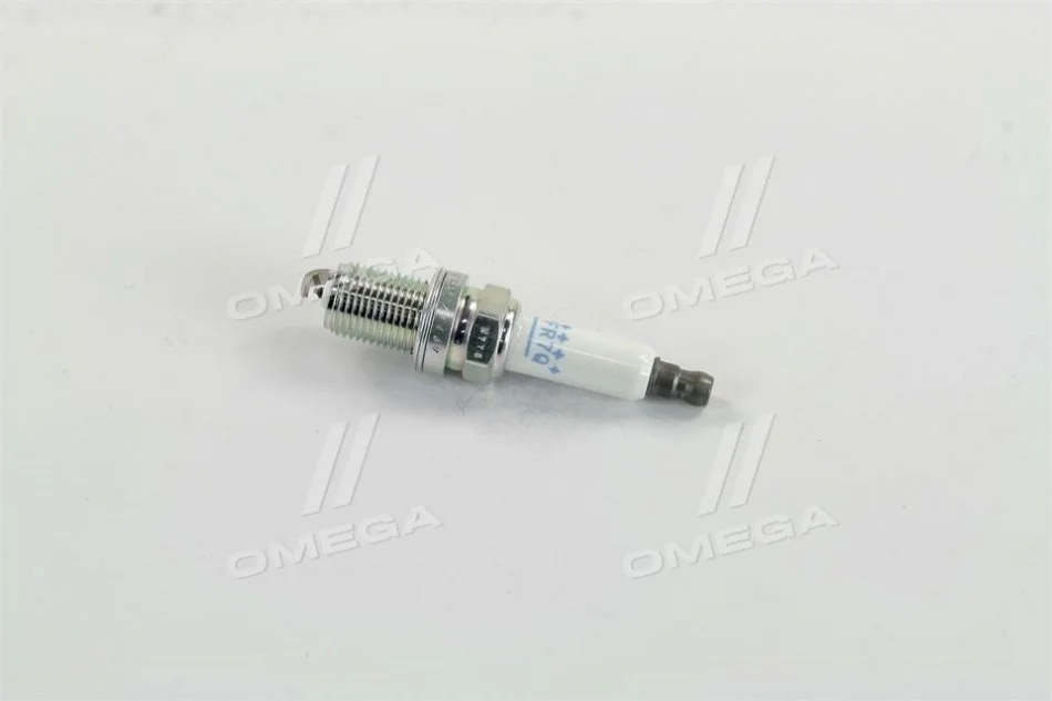 <strong>Свеча зажигания NGK PFR7Q (фото 1)</strong>