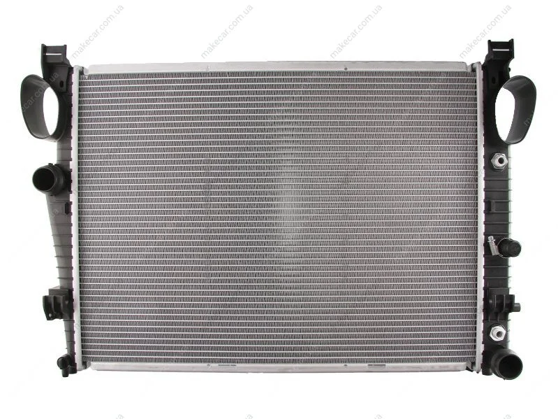 <strong>Радіатор системи охолодження NISSENS 62547A (фото 1)</strong>