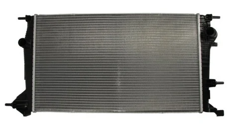 Радіатор охолоджування для Renault NISSENS 637617 фото товару