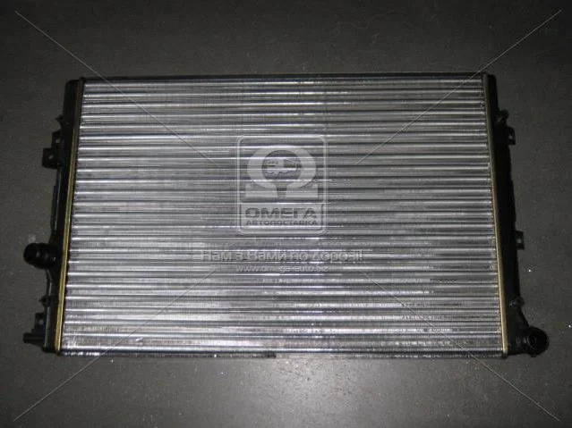 <strong>Радіатор охолодження NISSENS 65015 (фото 1)</strong>
