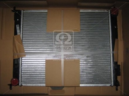 Радиатор системы охлаждения NISSENS 66742 (фото 1)