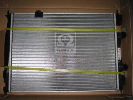 Радіатор охолоджування для Nissan NISSENS 67367 фото товару