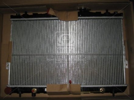 Радиатор NISSENS 67493 (фото 1)