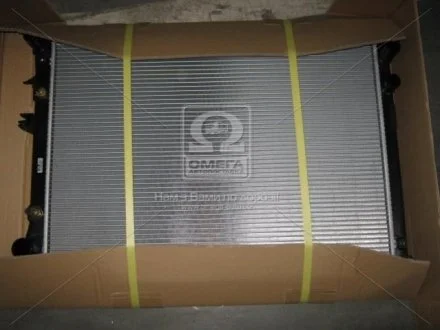 Радиатор охлаждения двигателя для NISSENS 67727 фото товара