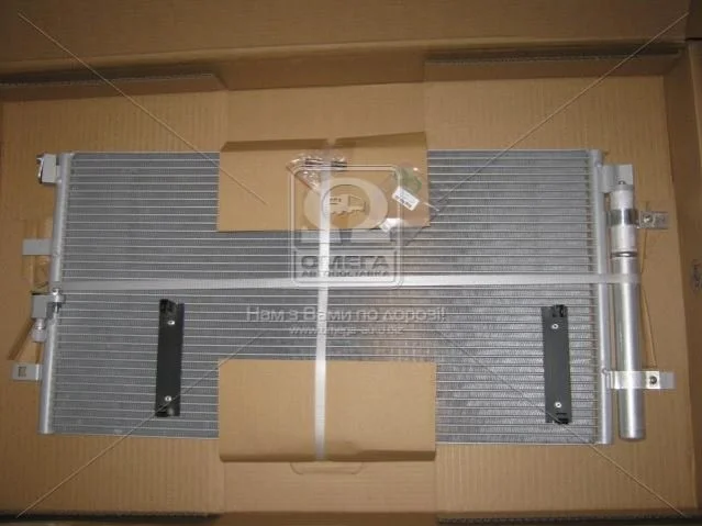 <strong>Радіатор кондиціонера NISSENS 940042 (фото 1)</strong>