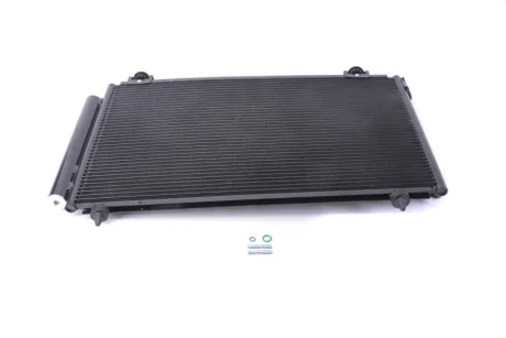 Радіатор кондиціонера для Toyota NRF 35592 фото товару