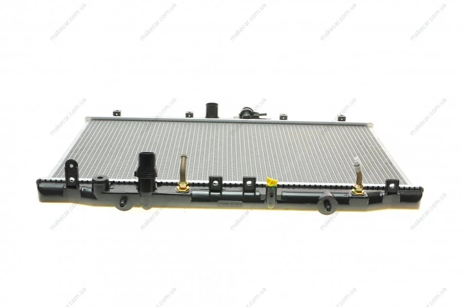 <strong>Радіатор охолодження двигуна NRF 53393 (фото 1)</strong>