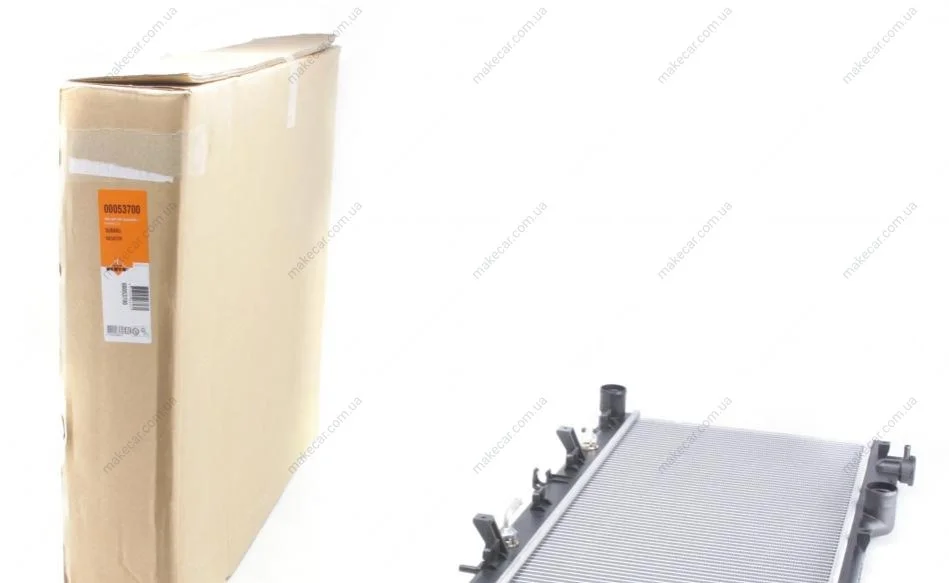 <strong>Радіатор системи охолодження двигуна NRF 53700 (фото 1)</strong>
