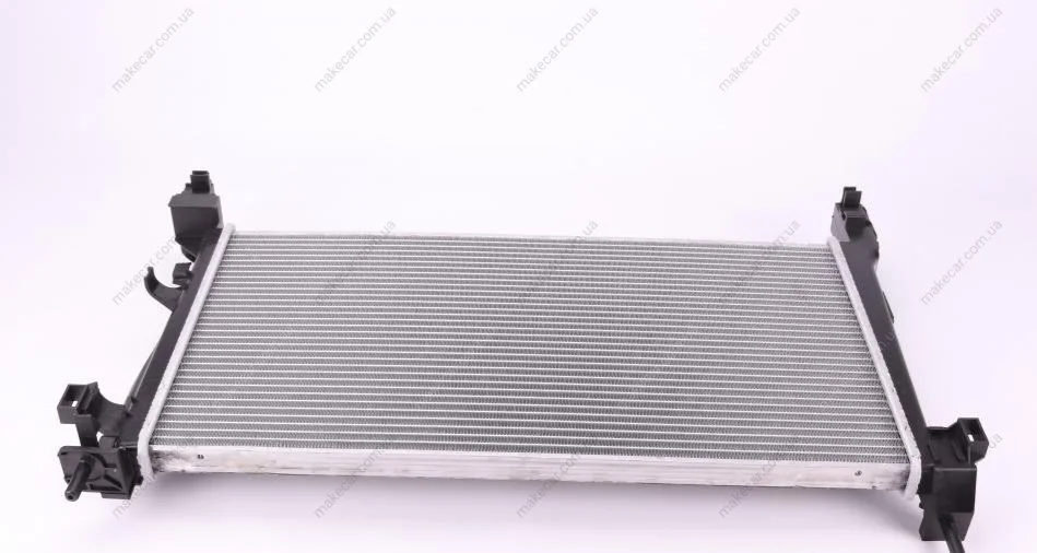 <strong>Радиатор охлаждения двигателя NRF 53934 (фото 1)</strong>