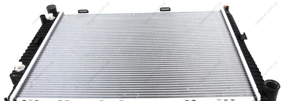 <strong>Радиатор охлаждения двигателя NRF 58100 (фото 1)</strong>