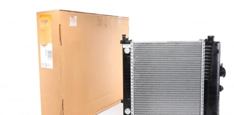 Радіатор охолодження двигуна для Mercedes NRF 58232 фото товару