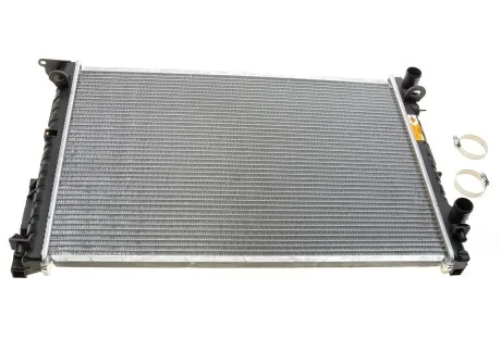 Радіатор охолодження двигуна для Renault NRF 58242 фото товару