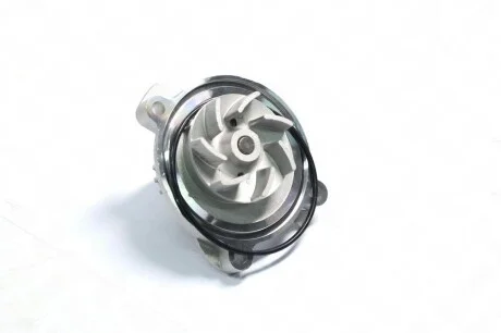 Насос водяний VW TRANSPORTER IV 90-06 (2.5TDI), AUDI 100, A6 90-97 (Z=18) для RIDER RD.150165426 фото товару