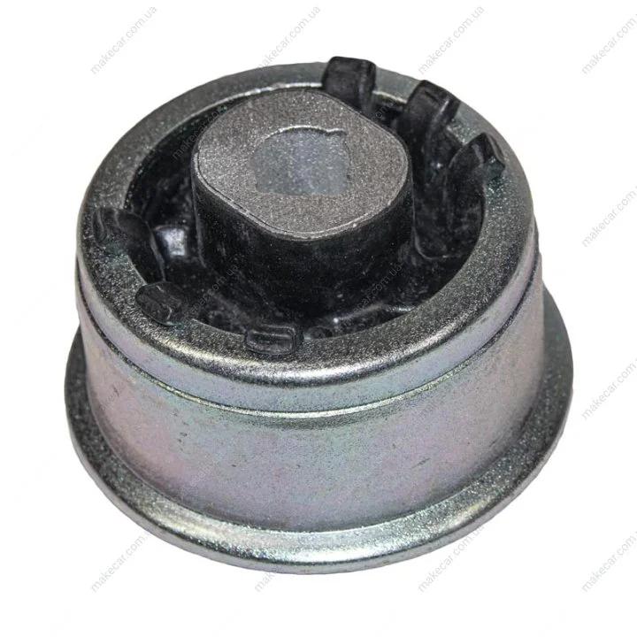 <strong>Сайлентблок SATO TECH PS13672 (фото 1)</strong>