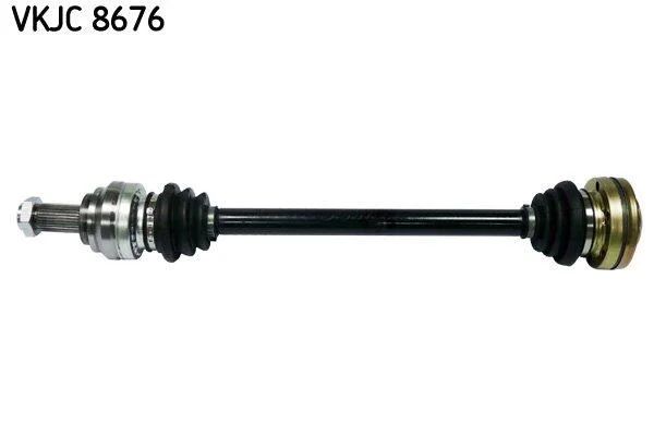 <strong>Приводна напіввісь SKF VKJC8676 (фото 1)</strong>