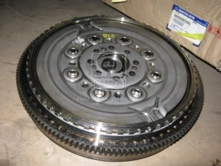 Маховик двигуна Actyon (06-) D20 / Kyron (05-) D20, D27 / Rexton (08-) D27 (DUAL MASS) SsangYong для SSANGYONG 6650302205 фото товару