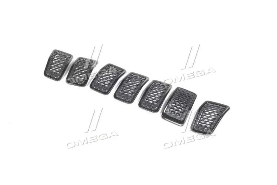 <strong>Решітка радіатора JEEP CHEROKEE 19- TEMPEST 030 4789 992 (фото 1)</strong>
