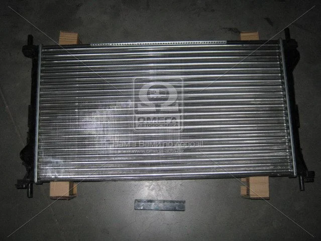 <strong>Радіатор охолодження FORD CONNECT 02- MT, A/C TEMPEST TP.15.62.015A (фото 1)</strong>