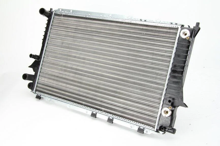 <strong>Радіатор THERMOTEC D7A016TT (фото 1)</strong>