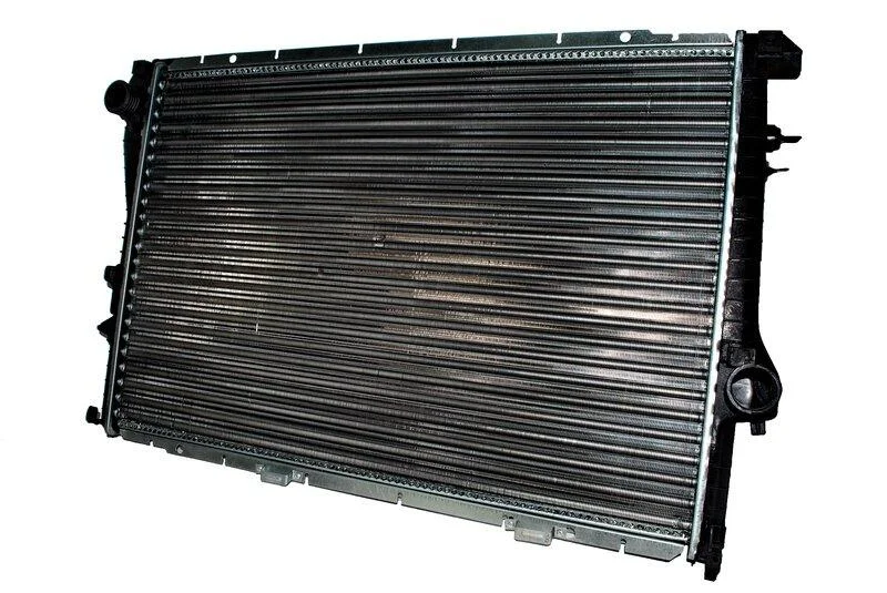 <strong>Радіатор THERMOTEC D7B002TT (фото 1)</strong>