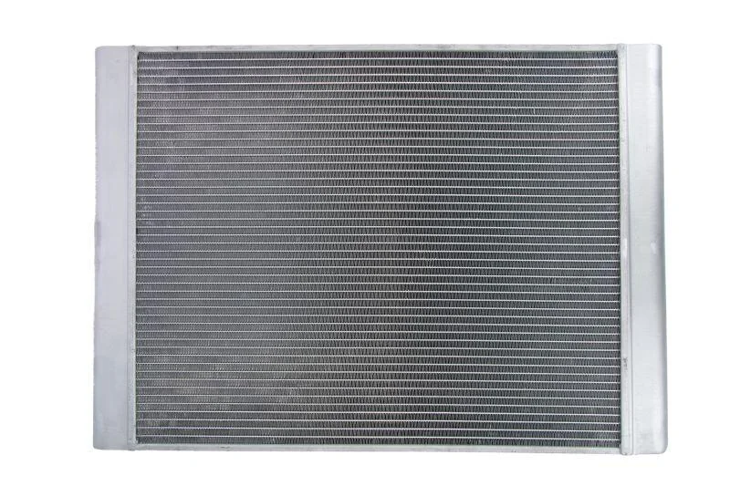 <strong>Радіатор THERMOTEC D7B028TT (фото 1)</strong>