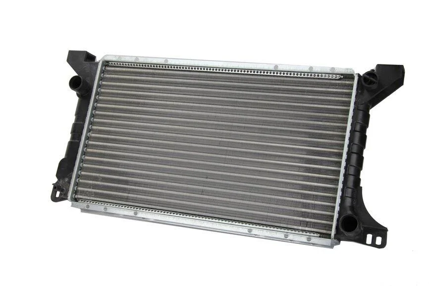 <strong>Радіатор THERMOTEC D7G007TT (фото 1)</strong>