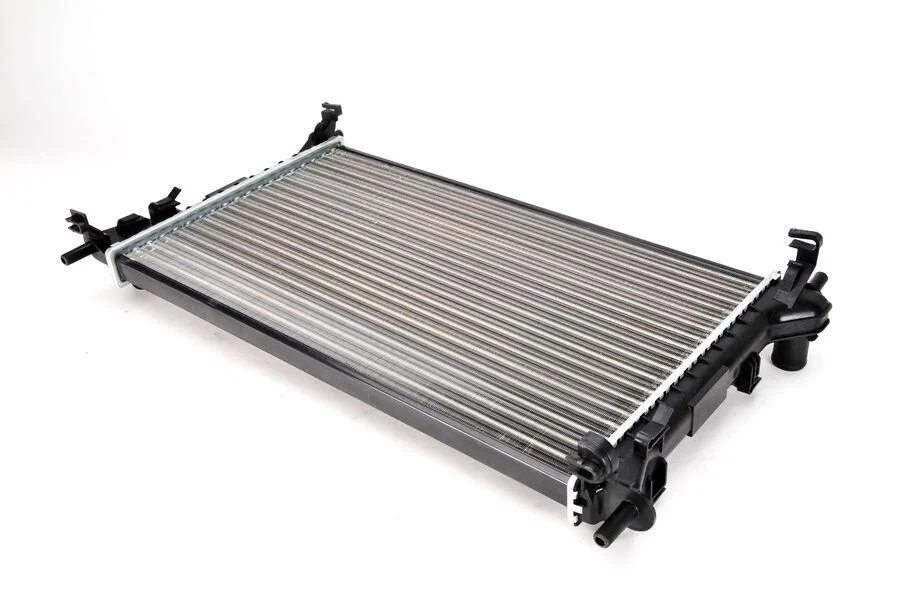 <strong>Радіатор THERMOTEC D7G023TT (фото 1)</strong>