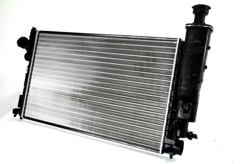 <strong>Радіатор THERMOTEC D7P047TT (фото 1)</strong>
