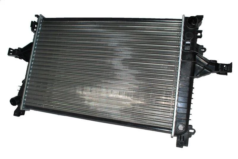 <strong>Радіатор THERMOTEC D7V002TT (фото 1)</strong>