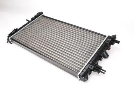 Радіатор для THERMOTEC D7X055TT фото товару