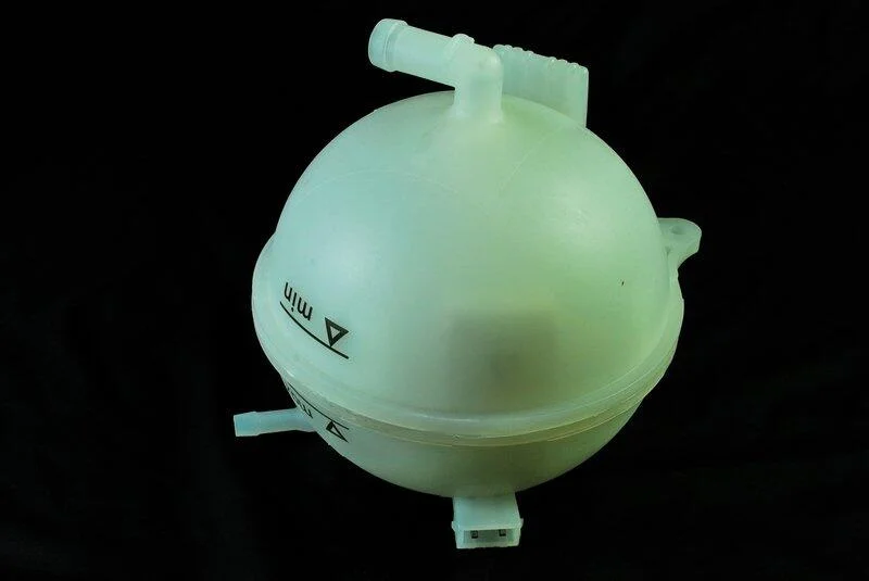<strong>Розширювальний бак охолодження THERMOTEC DBW004TT (фото 1)</strong>