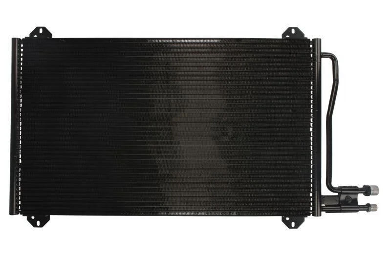 <strong>Радіатор кондиціонера THERMOTEC KTT110004 (фото 1)</strong>