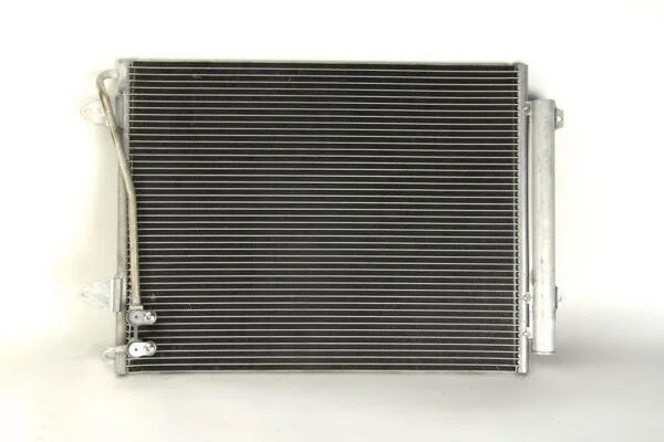 <strong>Радіатор кондиціонера THERMOTEC KTT110068 (фото 1)</strong>