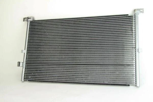 <strong>Радіатор кондиціонера THERMOTEC KTT110097 (фото 1)</strong>