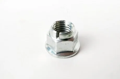 Гайка приймальної труби LC200 (08-) 4.5d (90179-10070) для Mazda, Nissan, Honda, Daewoo, Toyota TOYOTA 9017910070 фото товару
