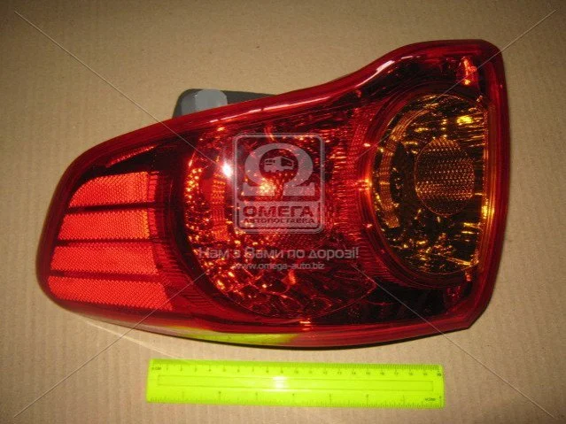 <strong>Фонарь задний внешний правый Toyota Corolla E150 (08-) TYC 11-B215-01-2B (фото 1)</strong>