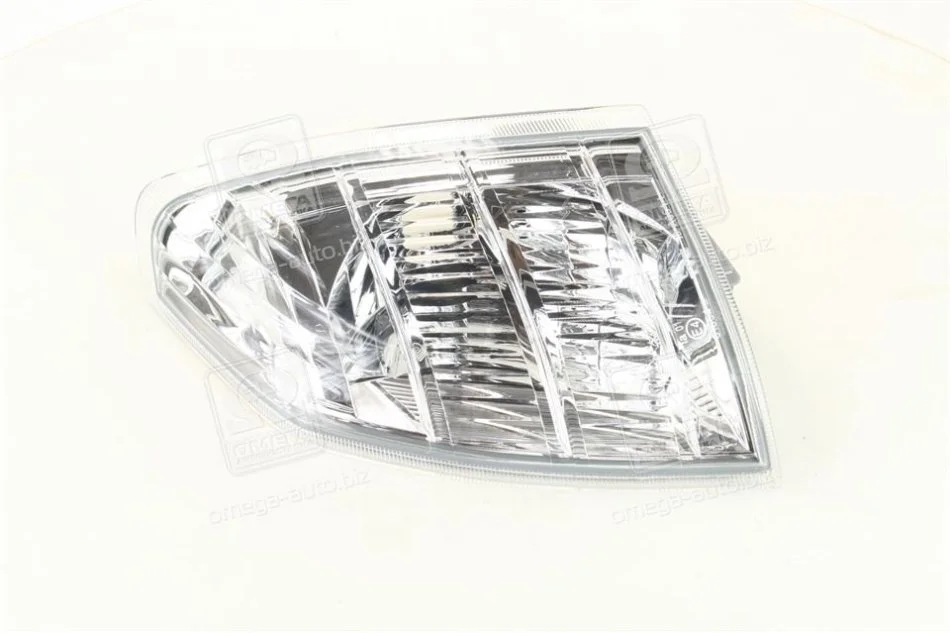 <strong>Указатель поворота передний левый Nissan Xtrail (01-) TYC 18-A654-01-2B (фото 1)</strong>