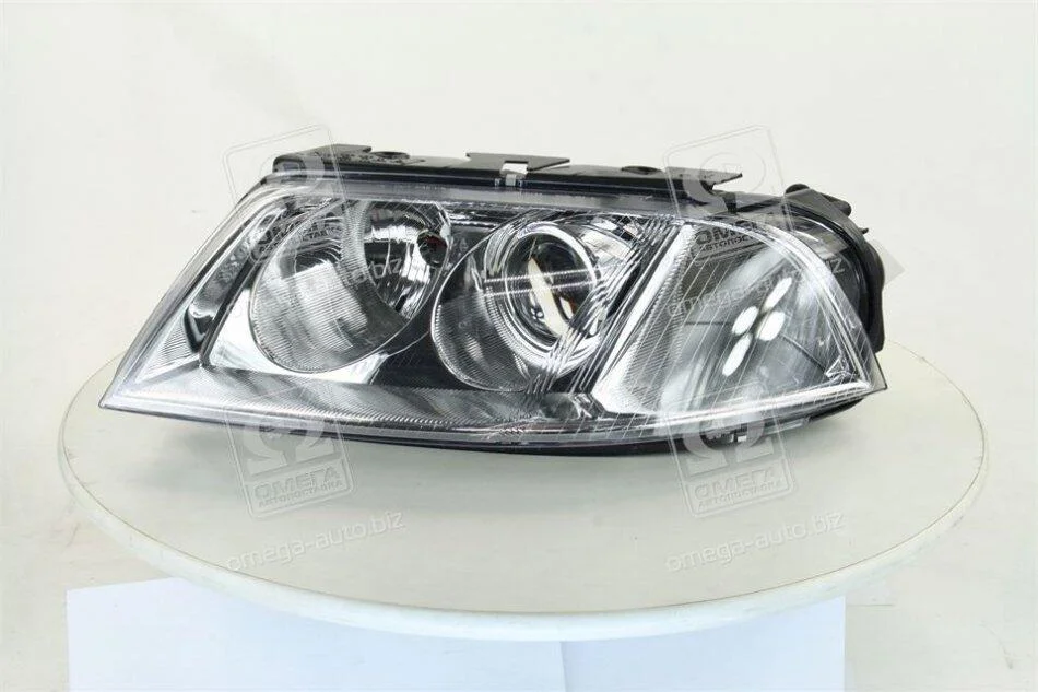 <strong>Фара лів. VW PASSAT B5 00-05 (вир-во) TYC 20-6244-05-2B (фото 1)</strong>