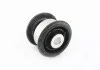 <strong>Сайлентблок верхнього важіля VW Touareg Audi Q7 VAG 7L0407077 (фото 1)</strong>