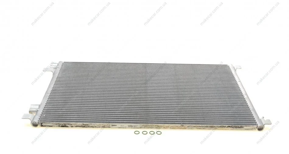 <strong>Радіатор кондиціонера Renault Megane II 02-08 VALEO 817608 (фото 1)</strong>