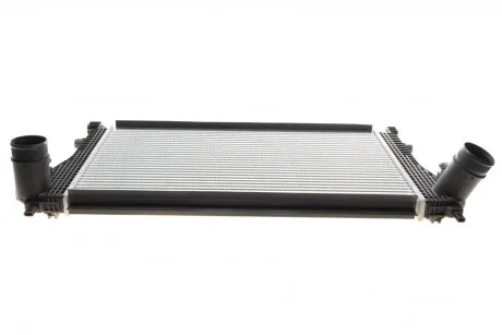 Радіатор інтеркулера Seat OctaviaIII/SuperbIII/VW для Audi, Volkswagen, Skoda, Seat VALEO 818347 фото товару