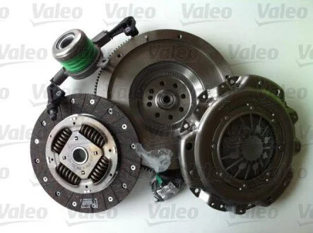 Комплект зчеплення + підшипник для Volkswagen, Seat, Skoda VALEO 845013 фото товару