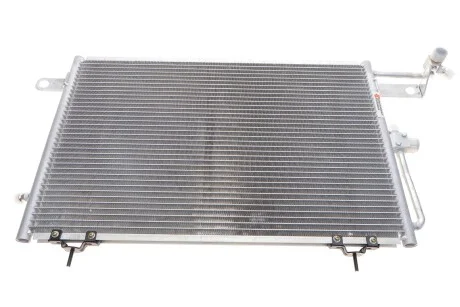 Конденсор кондиціонера AUDI 100/A6 MT/AT 90-97 для Audi Van Wezel 03005117 фото товару