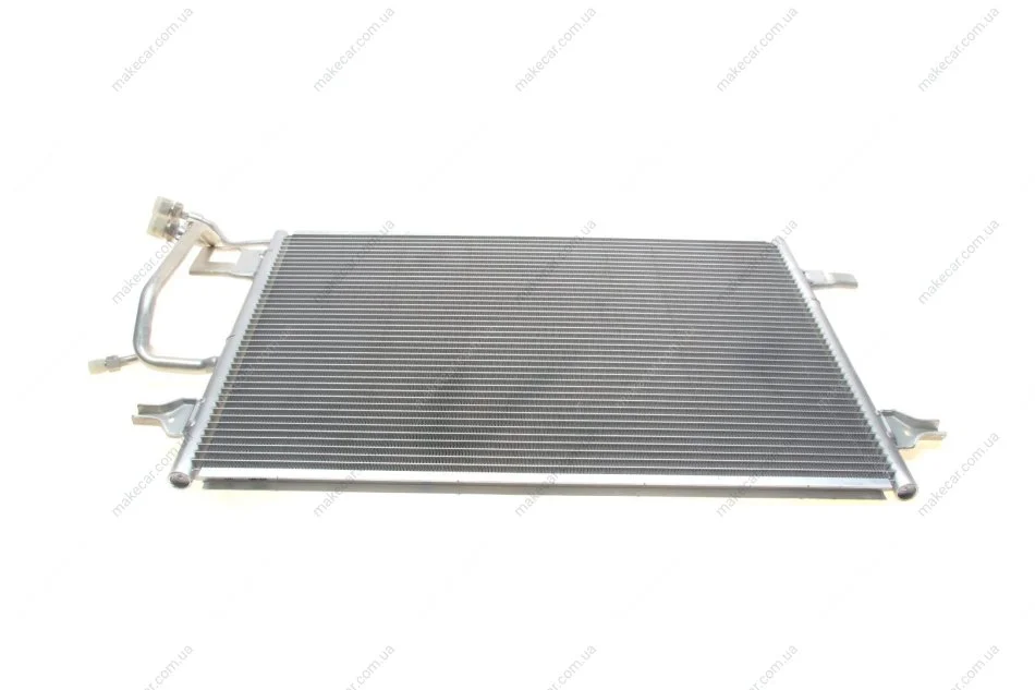 <strong>Конденсор кондиціонера A4 / PASSAT5 MT/AT 97-01 Van Wezel 03005140 (фото 1)</strong>